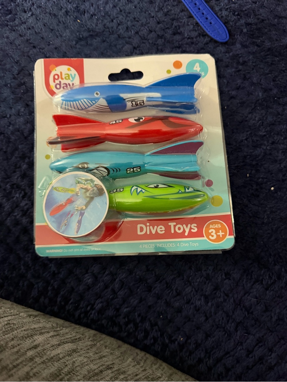 Play Day Colorful Dive Toys - Red, Blue, Light Blue, Green